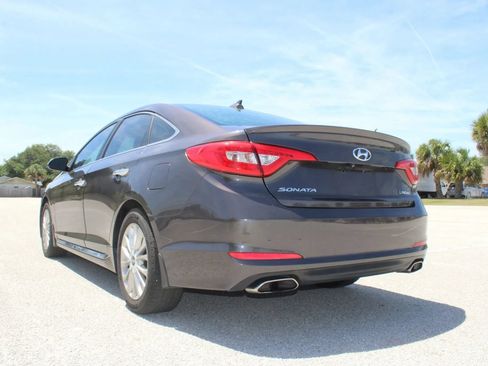Used 2015 Hyundai Sonata Limited w/ Cargo Package FWD image 6