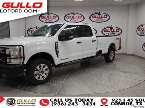 Used 2023 Ford F250 XLT w/ FX4 Off-Road Package image 4