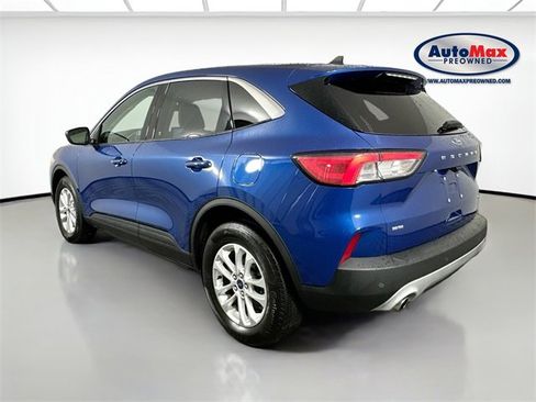 Used 2022 Ford Escape SE image 5
