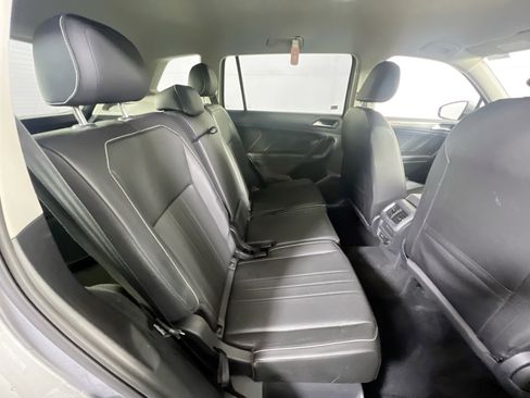 Used 2022 Volkswagen Tiguan SE image 25