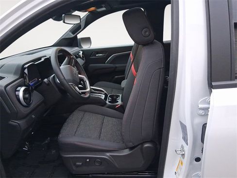 Certified 2025 Chevrolet Colorado Z71 w/ Technology Package image 9