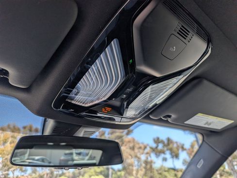 Used 2024 BMW M240i xDrive Coupe w/ Premium Package image 16