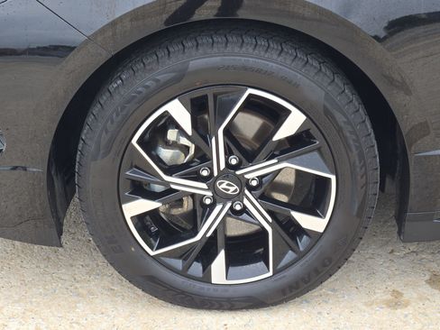 Used 2024 Hyundai Sonata SEL FWD image 12