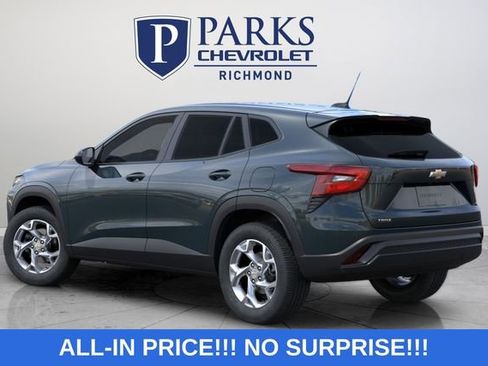 New 2026 Chevrolet Trax LS w/ LS Convenience Package FWD image 6