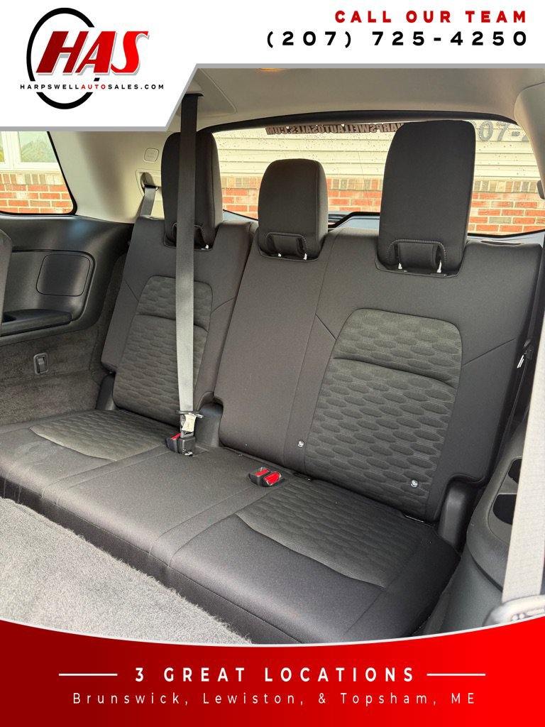 Used 2023 Nissan Pathfinder SV w/ Cargo Package AWD/4WD image 29
