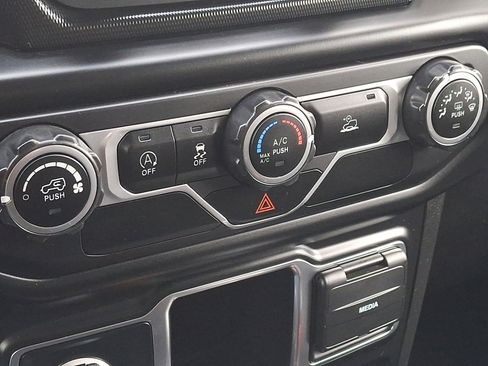 Certified 2021 Jeep Wrangler Unlimited Sport image 29