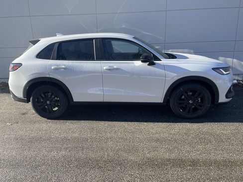 New 2026 Honda HR-V Sport image 5