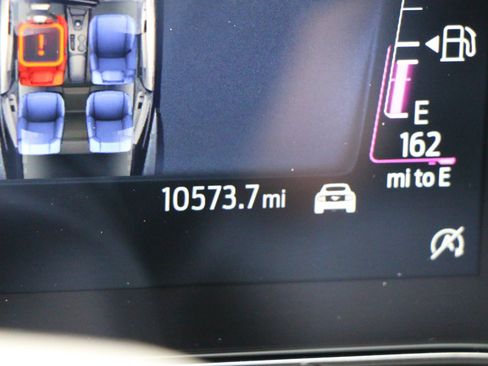 Used 2024 Ford Mustang Premium RWD image 30
