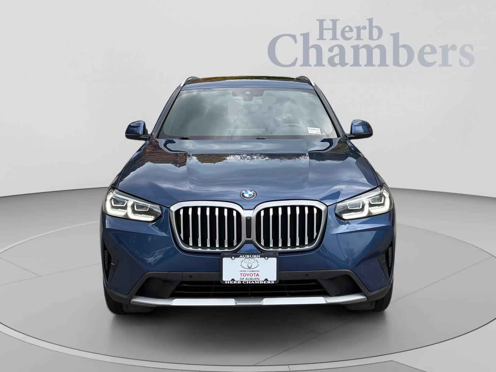 Used 2022 BMW X3 xDrive30i AWD/4WD image 2