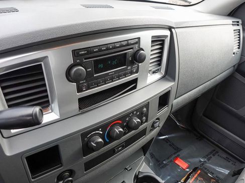 Used 2008 Dodge Ram 1500 Truck SLT image 22