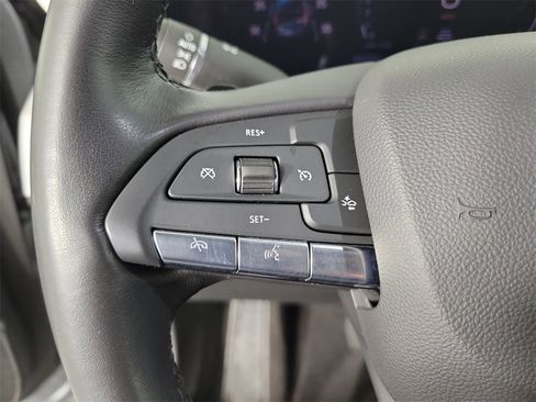 Certified 2025 Cadillac XT4 Premium Luxury image 21