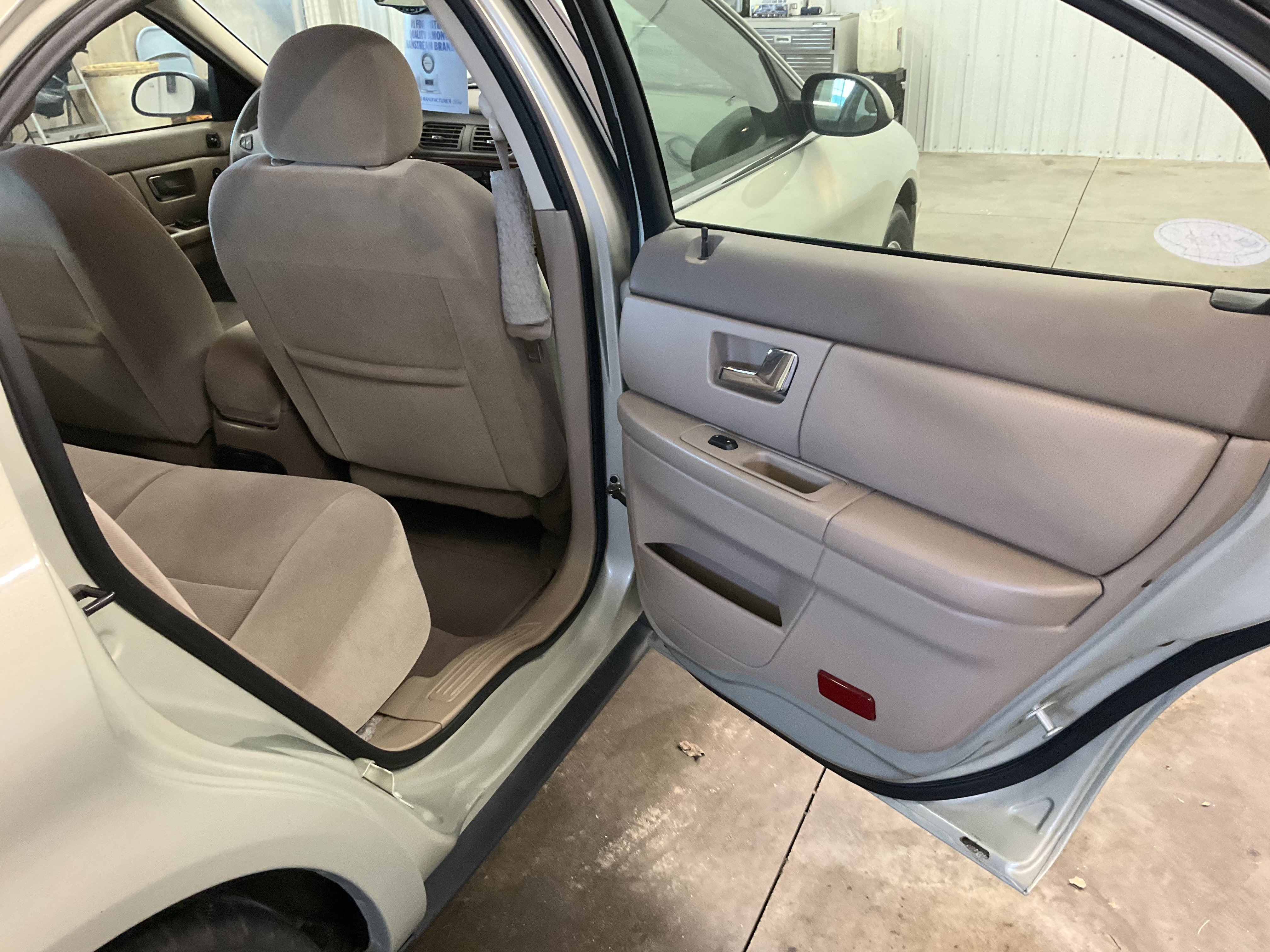 Used 2003 Mercury Sable GS FWD image 21