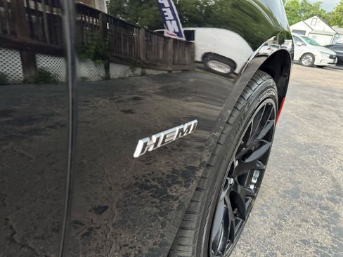 Used 2016 Dodge Charger R/T RWD image 7