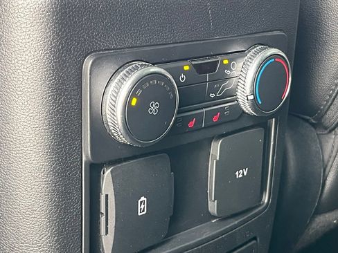 Used 2022 Ford Explorer Limited RWD image 27