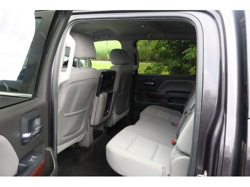 Used 2015 GMC Sierra 1500 SLE w/ SLE Value Package AWD/4WD image 9