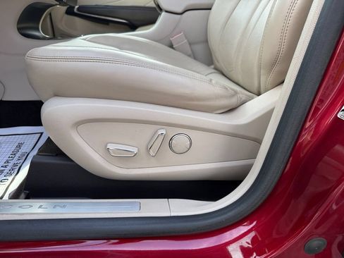 Used 2017 Lincoln MKC Reserve FWD image 37