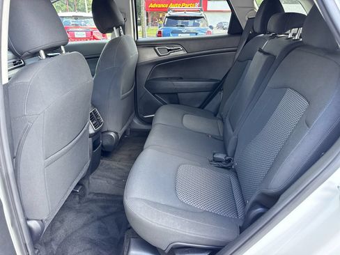 Used 2023 Kia Sportage LX FWD image 10