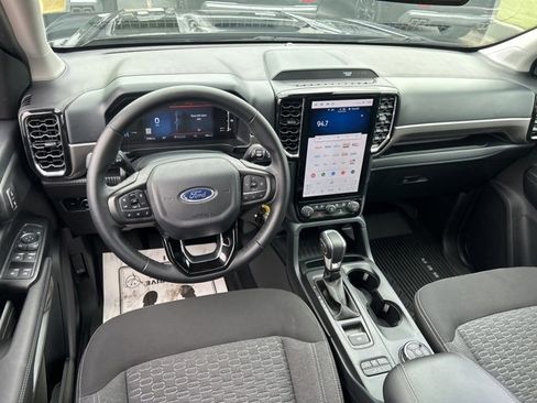 Used 2025 Ford Ranger XLT image 28