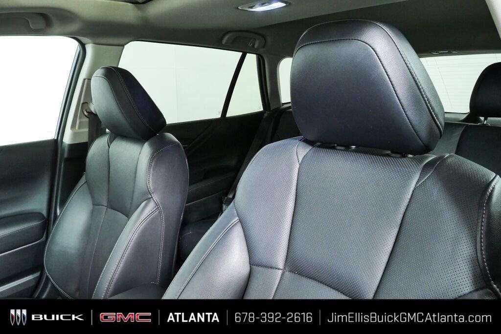 Used 2023 Subaru Outback Limited XT AWD/4WD image 5