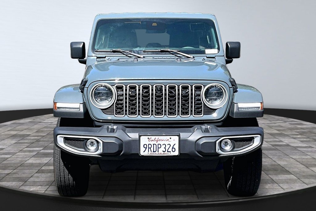 Certified 2024 Jeep Wrangler Unlimited Sahara w/ Dual Top Group AWD/4WD image 26