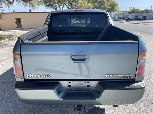 Used 2006 Honda Ridgeline RTS image 8