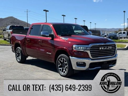 Used 2025 RAM 1500 Laramie AWD/4WD image 7