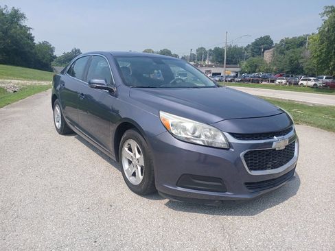 Used 2015 Chevrolet Malibu LT image 4