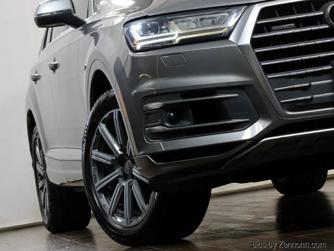 Used 2017 Audi Q7 3.0T Premium Plus AWD/4WD image 4