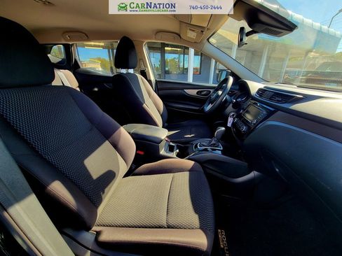 Used 2020 Nissan Rogue Sport S image 21