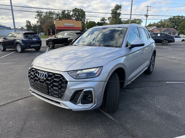 Used 2024 Audi Q5 2.0T Premium Plus AWD/4WD image 2