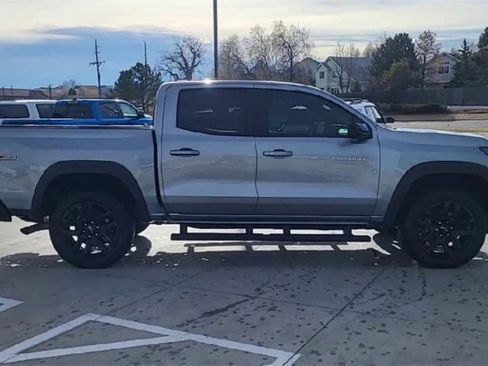 Used 2024 Chevrolet Colorado Z71 w/ Z71 Convenience Package 2 image 2