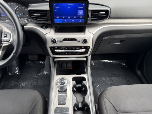 Used 2021 Ford Explorer XLT w/ Class III Trailer Tow Package image 22