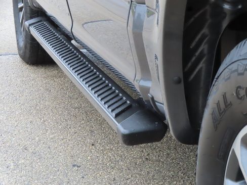 Used 2018 Ford F150 XLT w/ Equipment Group 302A Luxury image 14