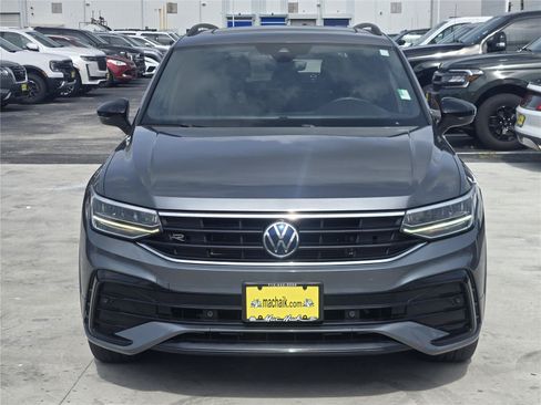 Used 2023 Volkswagen Tiguan SE R-Line FWD image 2
