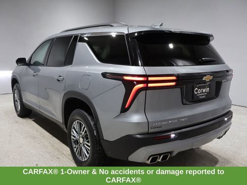 Used 2024 Chevrolet Traverse LT AWD/4WD image 5