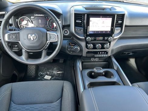 New 2026 RAM 1500 4x4 Crew Cab image 3