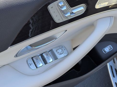 Used 2020 Mercedes-Benz GLS 450 4MATIC image 15