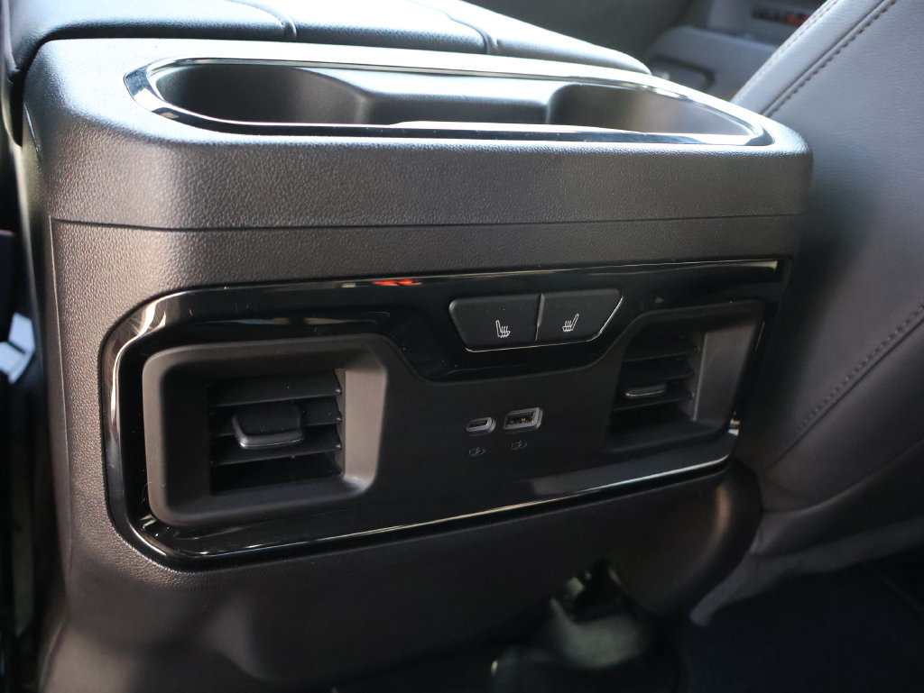 Certified 2025 GMC Sierra 1500 AT4 w/ AT4 Premium Package AWD/4WD image 10