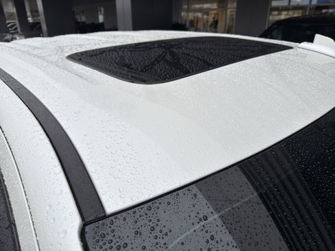 Used 2021 Chevrolet Silverado 1500 High Country w/ Technology Package image 8