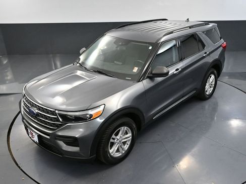 Used 2022 Ford Explorer XLT w/ Class IV Trailer Tow Package image 62