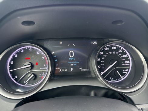 Used 2021 Toyota Camry SE image 24