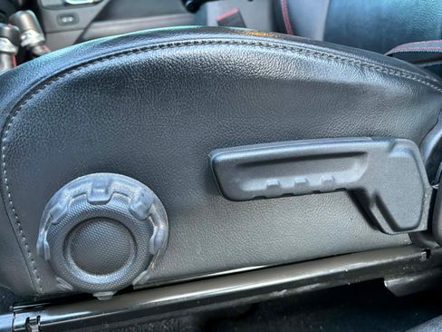 Used 2022 Jeep Gladiator Rubicon w/ LED Lighting Group image 13