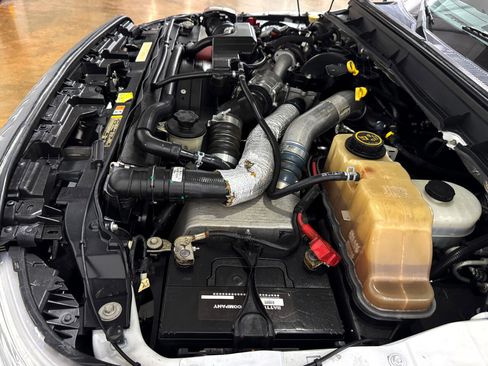 Used 2016 Ford F550 2WD Crew Cab Super Duty image 38