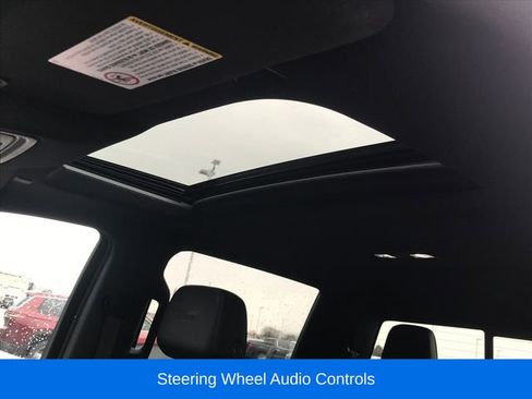 Used 2022 Chevrolet Silverado 3500 High Country w/ Technology Package image 12