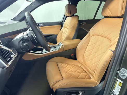 New 2026 BMW X5 xDrive40i w/ Climate Comfort Package image 11