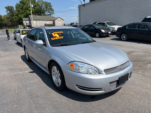 Used 2014 Chevrolet Impala LT w/ LT Sunroof Package FWD image 4