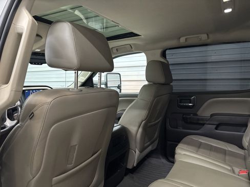 Used 2015 GMC Sierra 2500 Denali w/ Driver Alert Package image 23