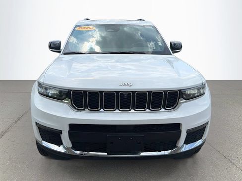 Used 2024 Jeep Grand Cherokee L Limited w/ Luxury Tech Group II AWD/4WD image 9