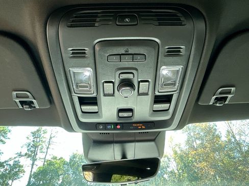 Certified 2023 Cadillac Escalade Premium Luxury w/ LPO, Radiant Package image 29