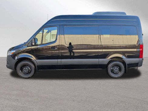 New 2025 Mercedes-Benz Sprinter 2500 image 2